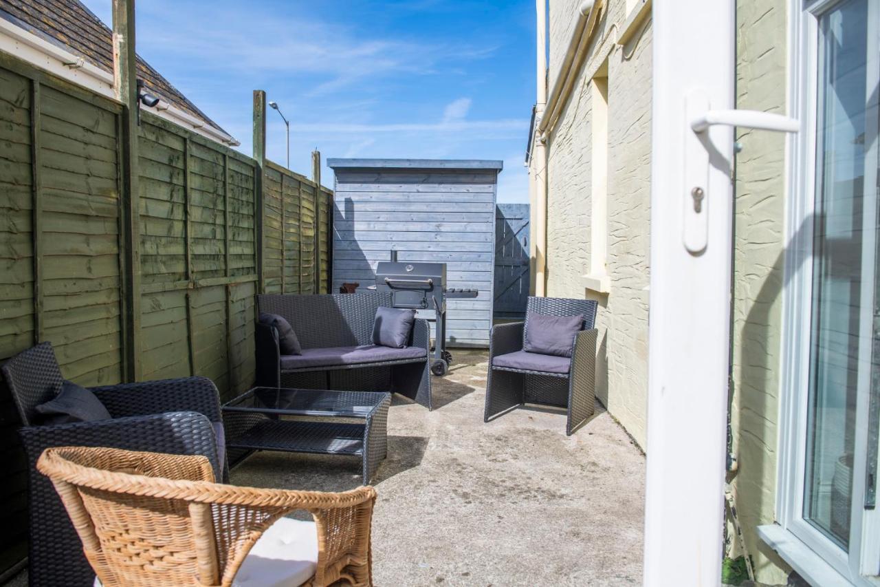 Ravensbury Hotel New Quay Buitenkant foto