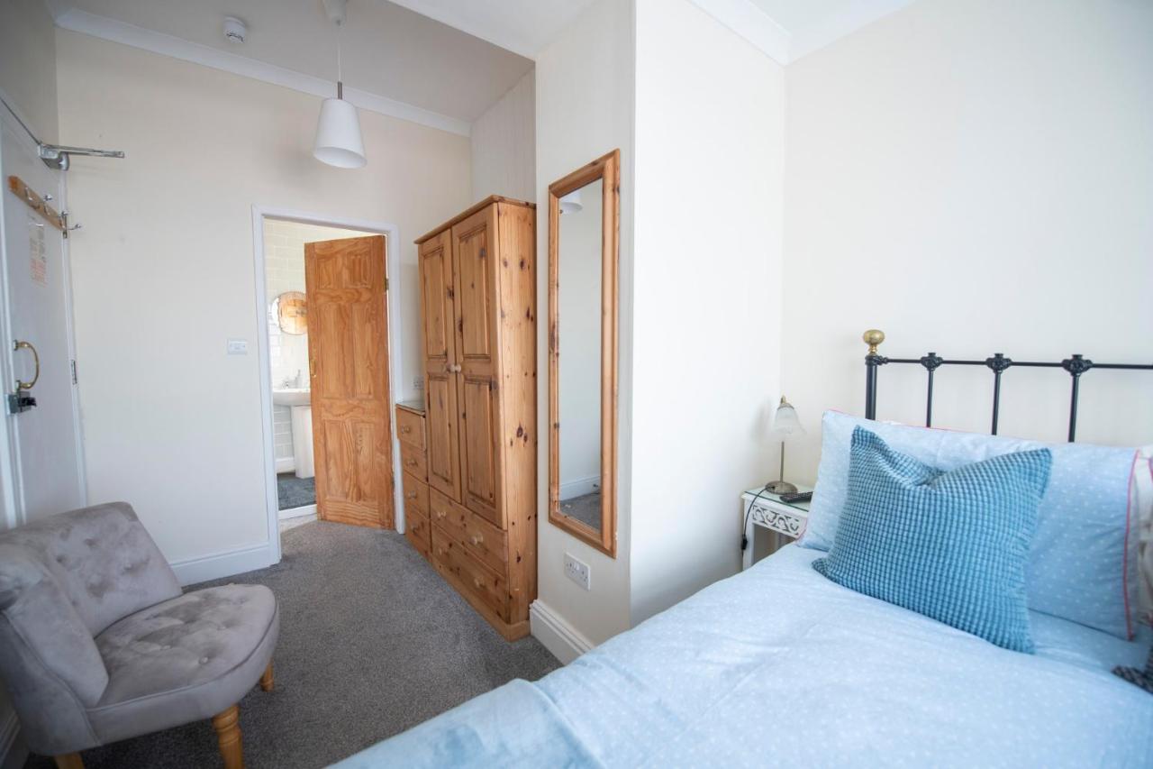 Ravensbury Hotel New Quay Buitenkant foto