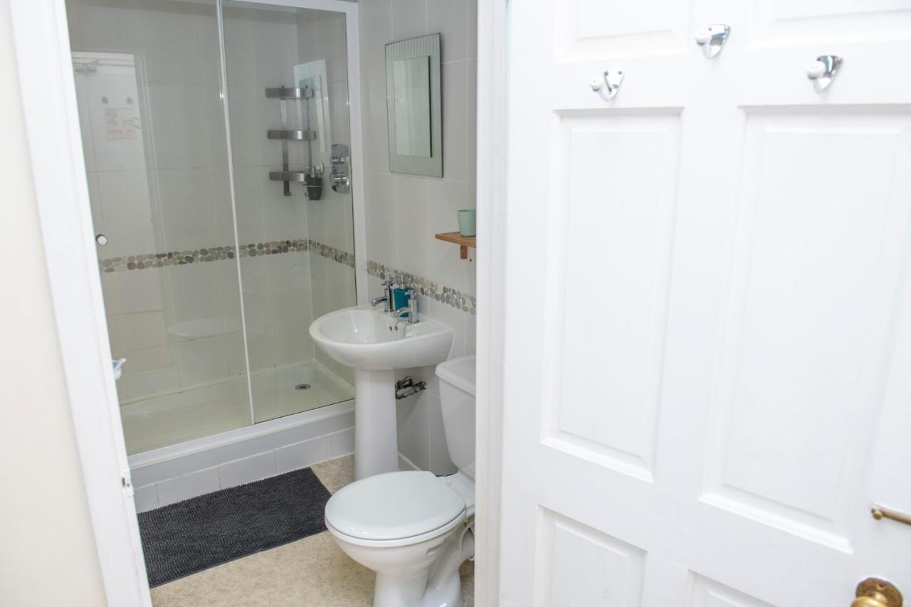 Ravensbury Hotel New Quay Buitenkant foto