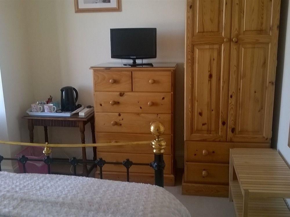 Ravensbury Hotel New Quay Buitenkant foto