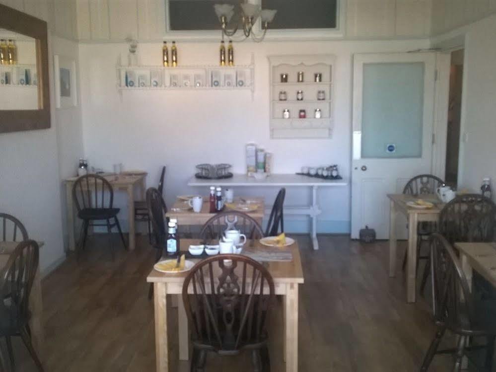 Ravensbury Hotel New Quay Buitenkant foto